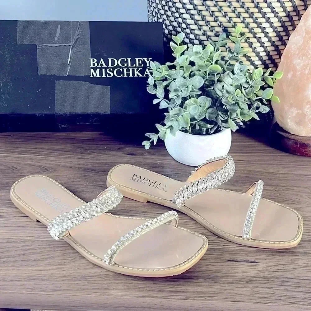💖BRAND NEW! Badgley Mischka Thina Flat Jeweled Sandal